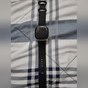 Fitbit Versa 3